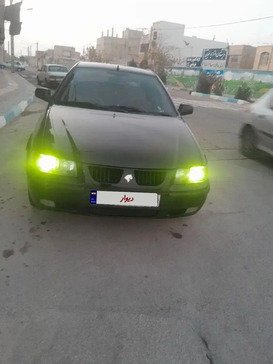 سمند مشکی 81|خودرو سواری و وانت|شاهین‌شهر, گزبرخوار|دیوار