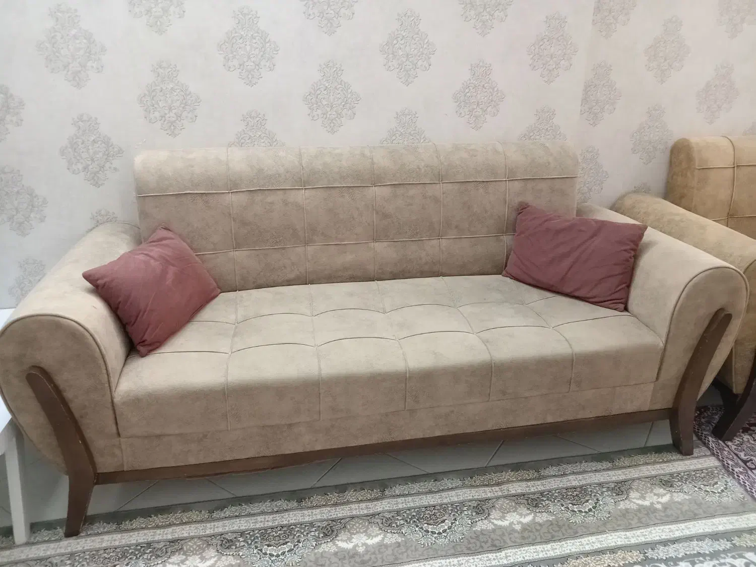 مبل نیم ست ۵نفره|مبلمان خانگی و میز عسلی|مشهد, سرافرازان|دیوار