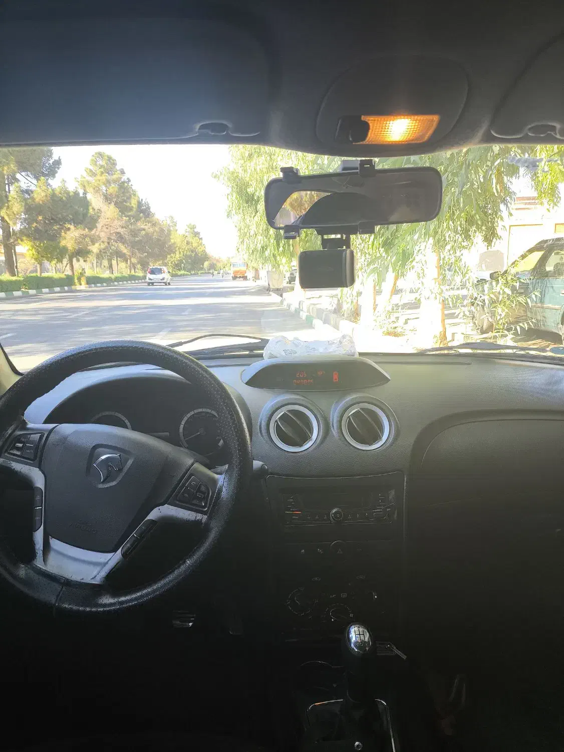 رانا پلاس 1402 کروزدار|خودرو سواری و وانت|قم, شاه سید علی|دیوار