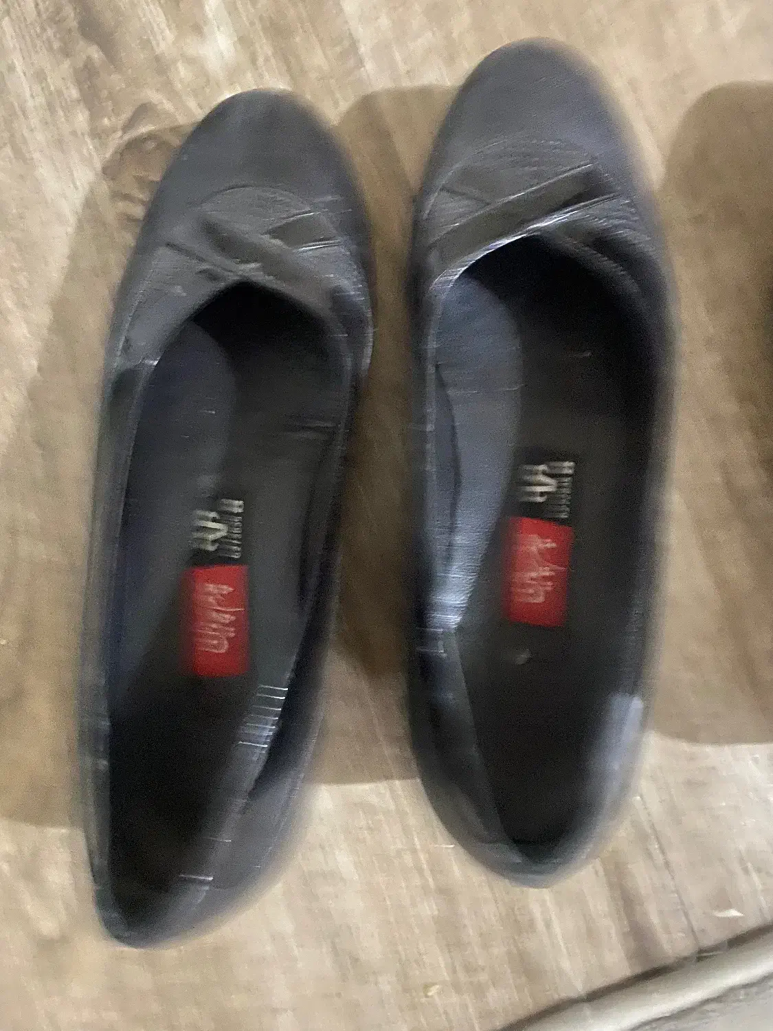 کفش شیک|کیف، کفش، کمربند|ری, دیلمان|دیوار