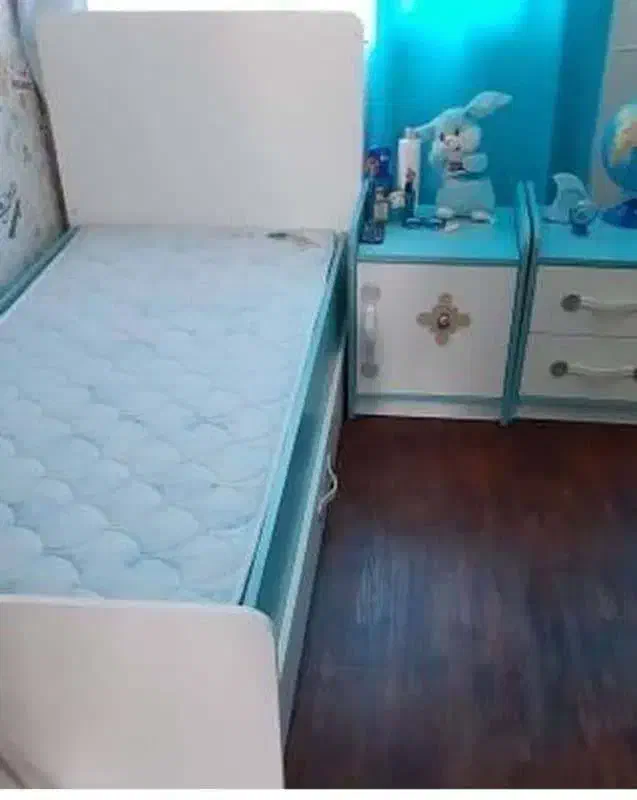 تخت و کمد نوجوان و کودک|تخت و صندلی بچه|مشهد, هفت تیر (نه دره)|دیوار