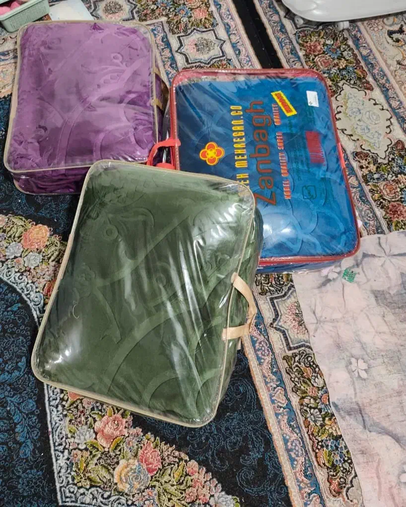 پتو جنس ضخیم|رختخواب، بالش، پتو|شهرکرد, |دیوار