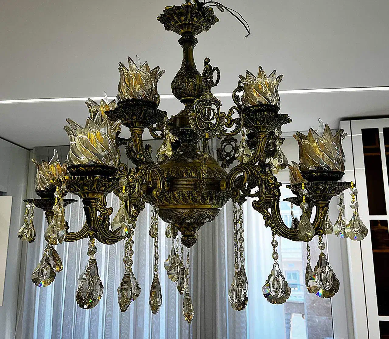 لوستر|لوستر و چراغ آویز|تربت‌حیدریه, کوه سنگی|دیوار