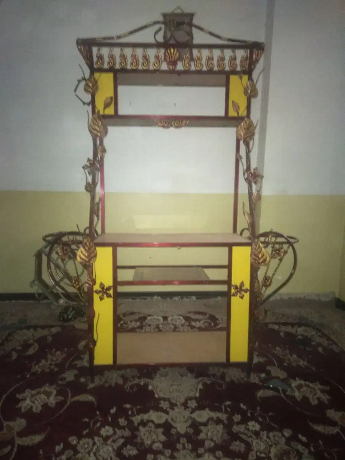 دکوراسیون ارایشگاه|آرایشگاه و سالن‌های زیبایی|هنزا, |دیوار