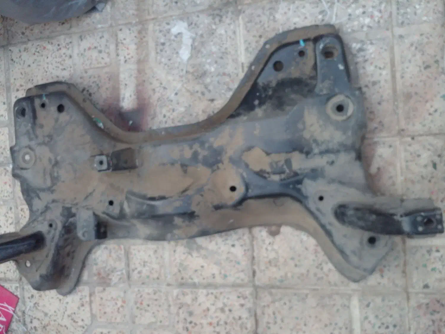 رام زیر موتور ۲۰۶ تیپ ۵|قطعات یدکی و لوازم جانبی|اصفهان, جویباره|دیوار