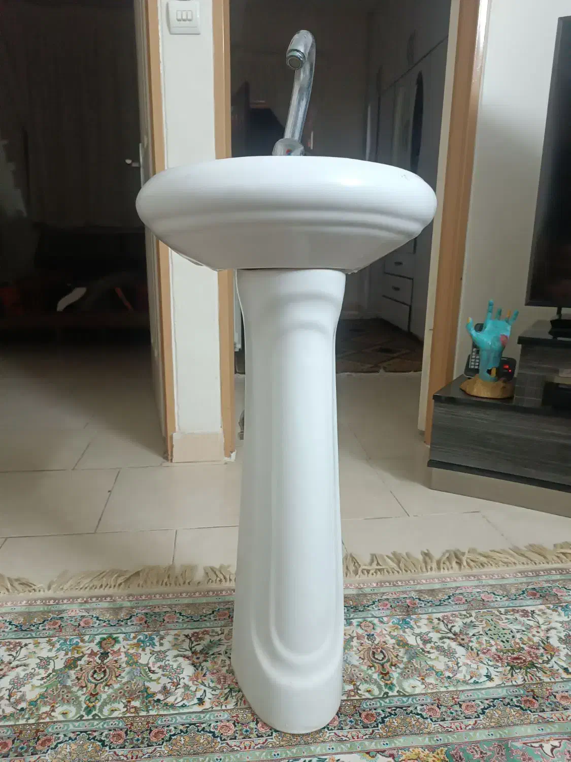 روشویی همراه با شیر دستشویی اهرمی|لوازم سرویس بهداشتی|پاکدشت, پاکدشت (مامازند)|دیوار