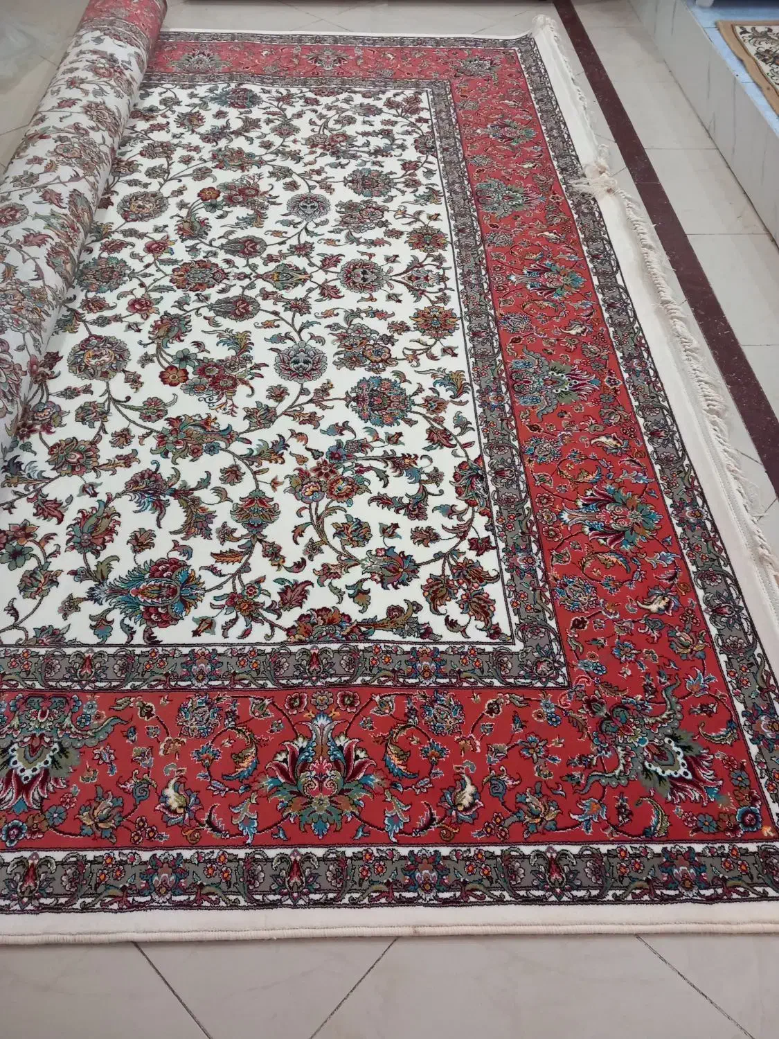 ۲عددقالی ۹متری ۷۰۰شانه ۲۵۵۰نونو|فرش|اهواز, کیان اباد|دیوار