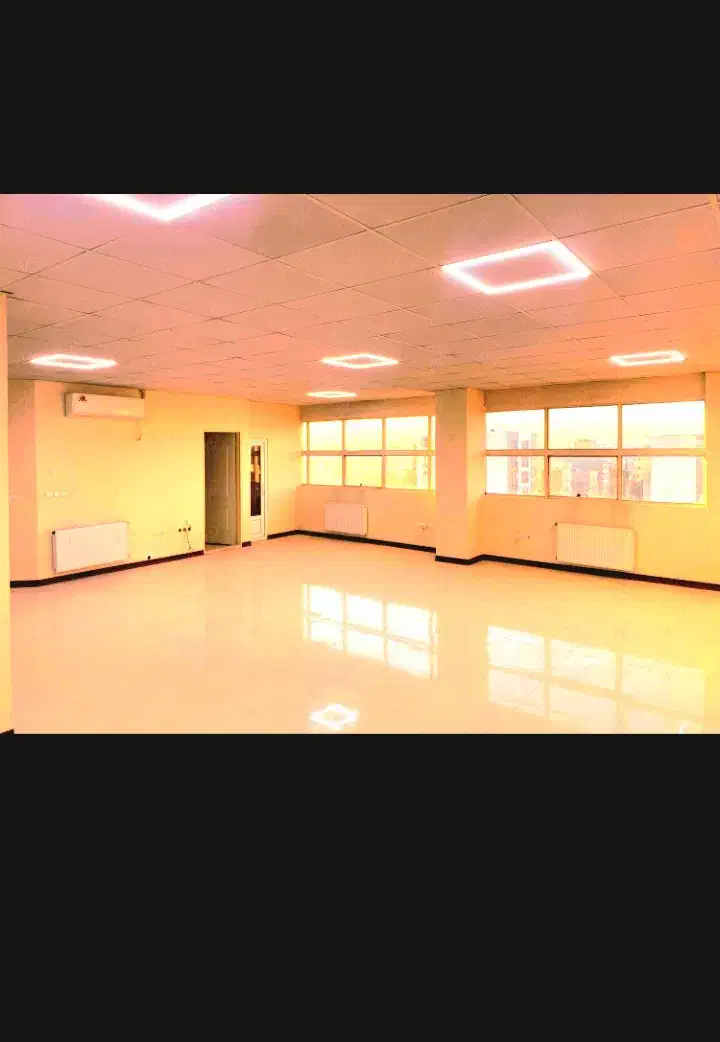 ۸۵م سند اداری/ پارکینگ/برق اظطراری/ بر میدان شهدا|فروش دفتر کار، اتاق اداری، مطب|کرج, اصفهانیها|دیوار