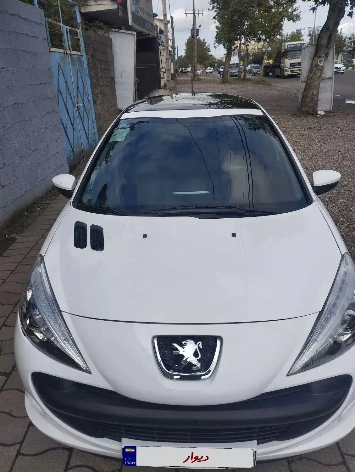 ۲۰۷پانوراما مدل ۱۴۰۱ بیرنگ بی ضربه|خودرو سواری و وانت|رشت, کوی طالقانی|دیوار