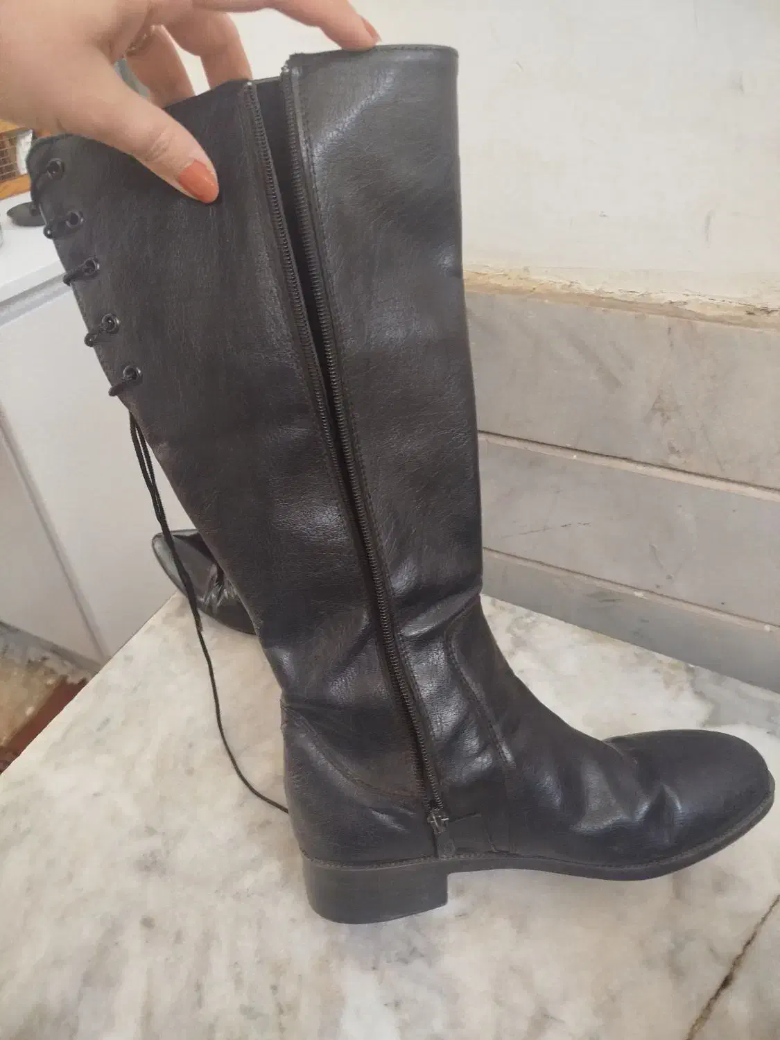 چند جفت کفش بوت و نیم بوت وصندل سایز۳۷و۳۸|کیف، کفش، کمربند|سنندج, |دیوار