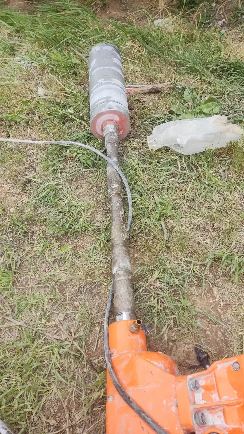 کنده کاری وسوراخ کاری با کور|خدمات پیشه و مهارت|مهاباد (آذربایجان غربی), |دیوار