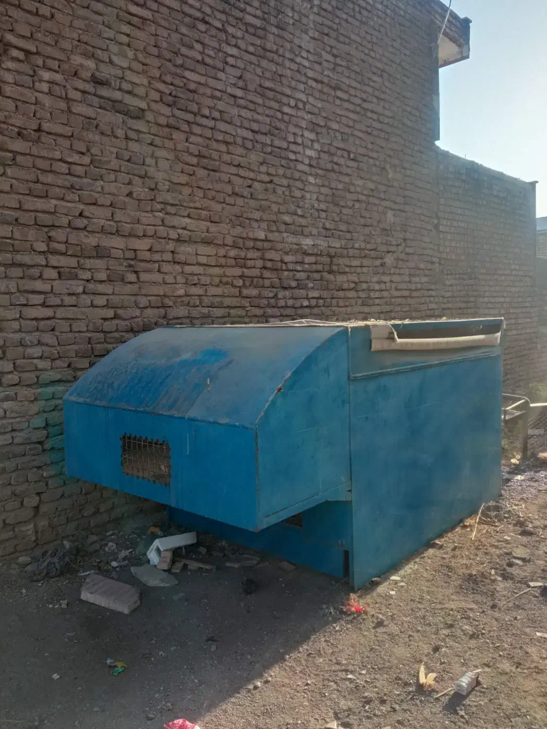 اتاق مسقف نیسان|قطعات یدکی و لوازم جانبی|تربت جام, معدآباد|دیوار