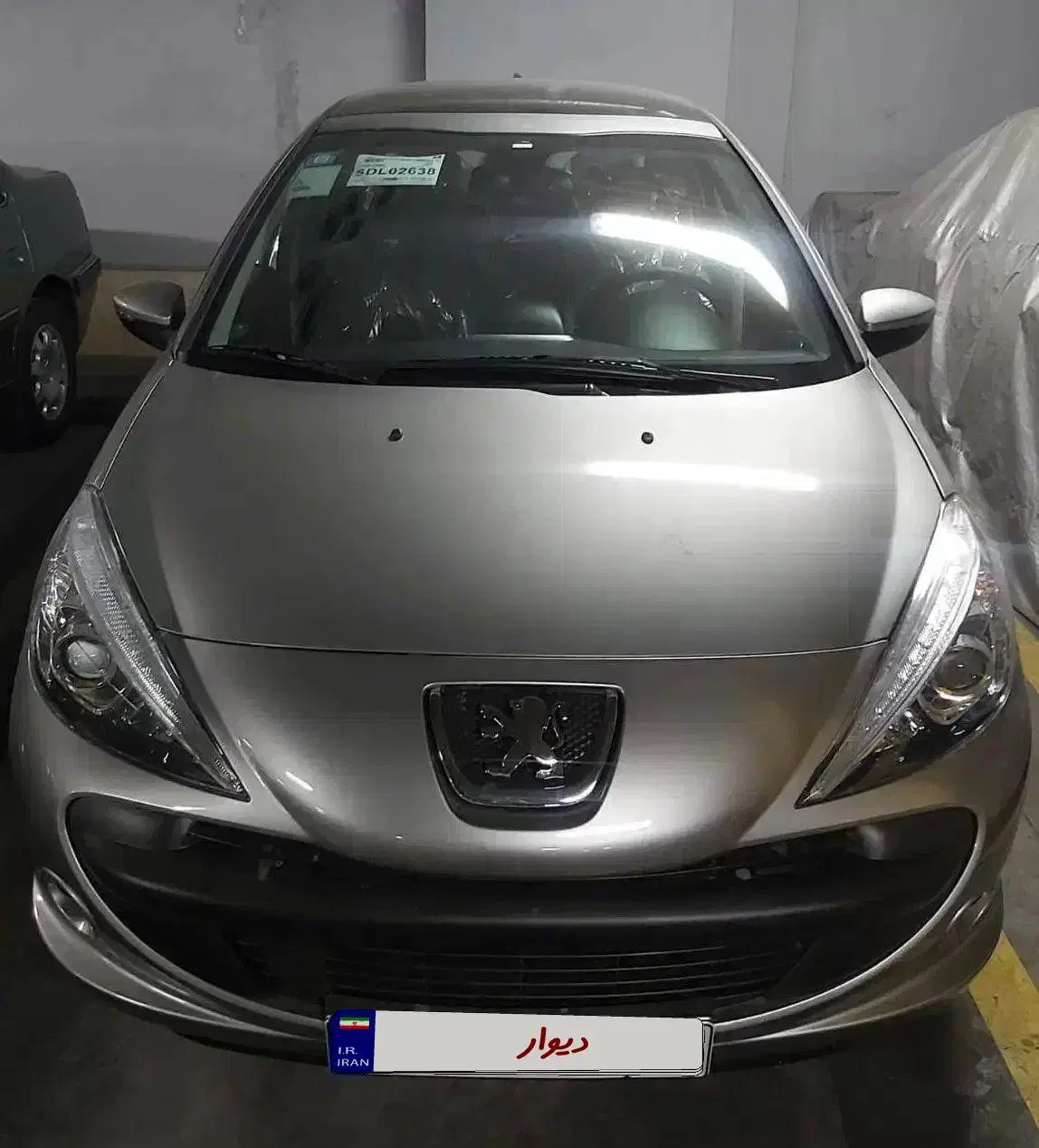 پژو ۲۰۷ سقف شیشه ای صفر مدل ۱۴۰۴ ارتقا یافته|خودرو سواری و وانت|تهران, کرمان|دیوار