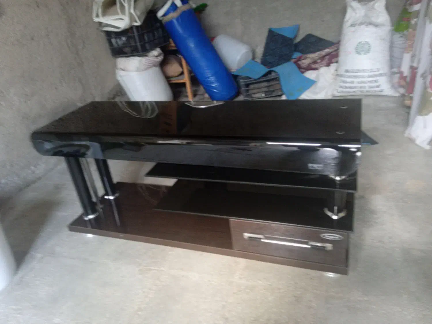 میز تلویزیون|میز تلویزیون|شیروان (خراسان), |دیوار