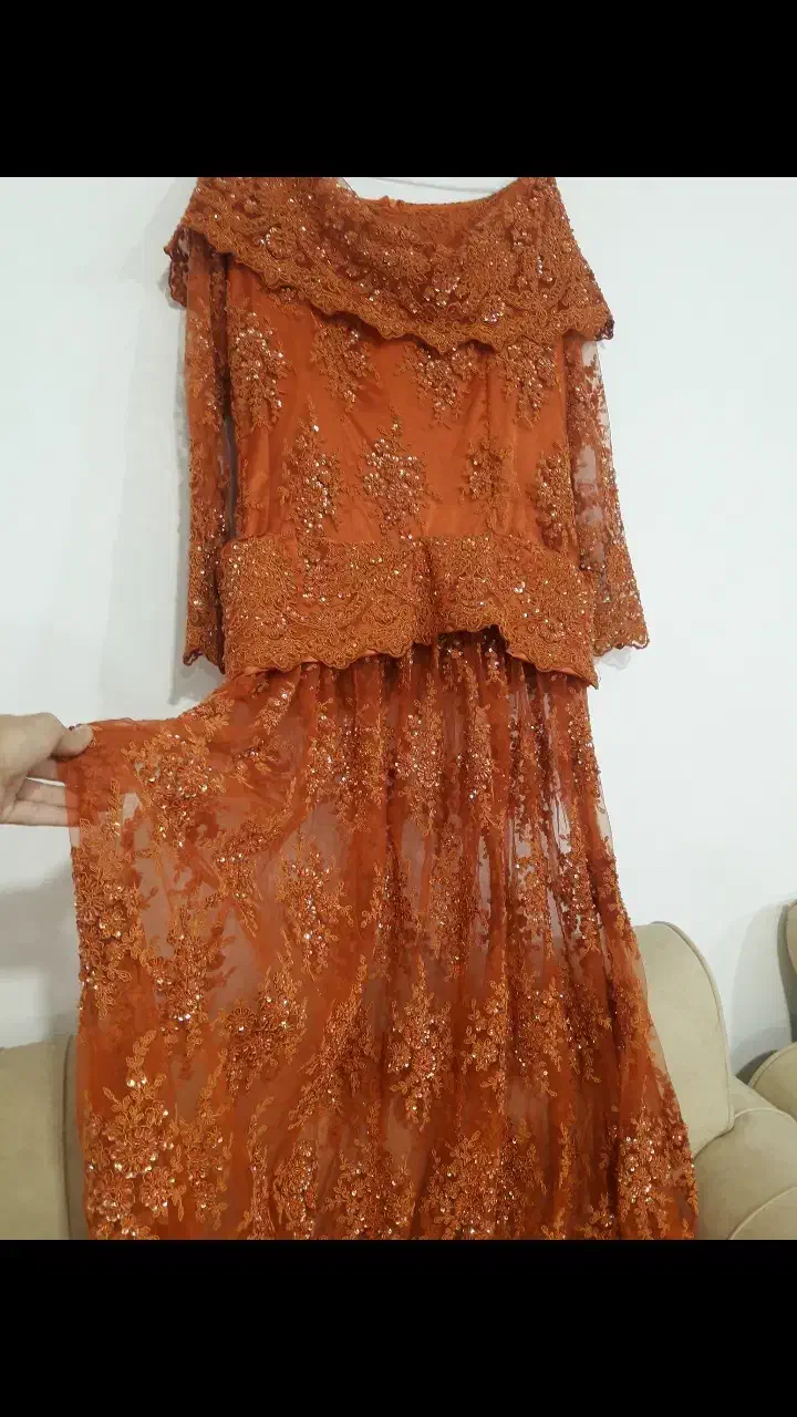 لباس کوردی نارنجی|لباس|بانه, |دیوار