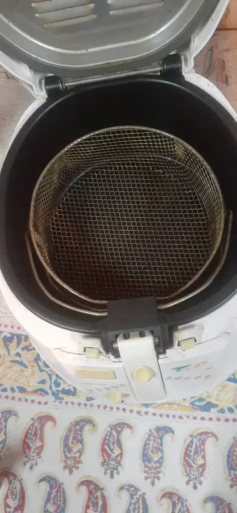 سرخ کن ۳ لیتری|اجاق گاز و لوازم برقی پخت‌وپز|رشت, دخانیات|دیوار