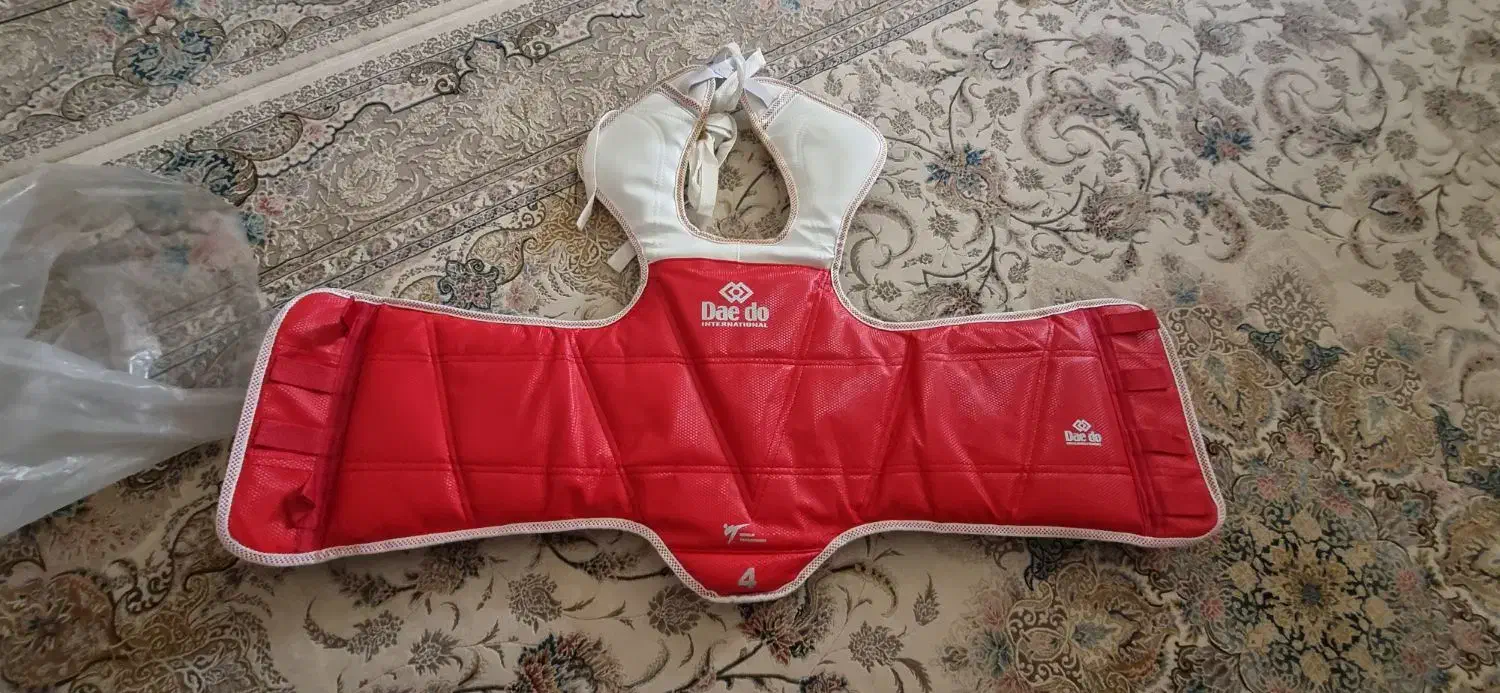 هوگو زنبوری سایز ۴|تجهیزات ورزشی|قم, بنیاد|دیوار