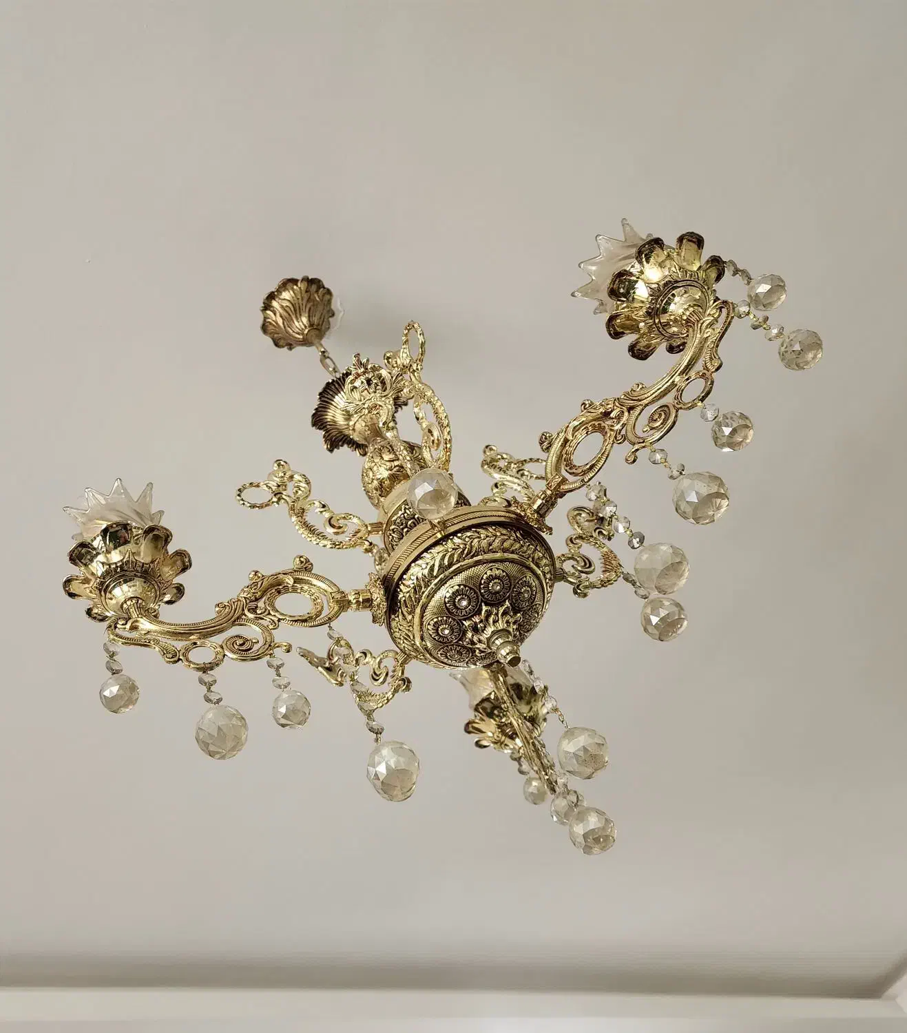 لوستر ۳شاخه طلایی|لوستر و چراغ آویز|مشهد, الهیه|دیوار