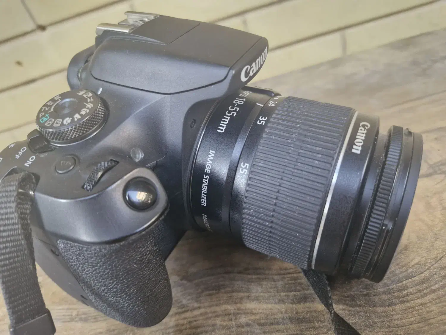 دوربین کنون ۲۰۰۰ d با کارتون و کیف وپایه|دوربین عکاسی و فیلم‌برداری|شیراز, تاچارا|دیوار