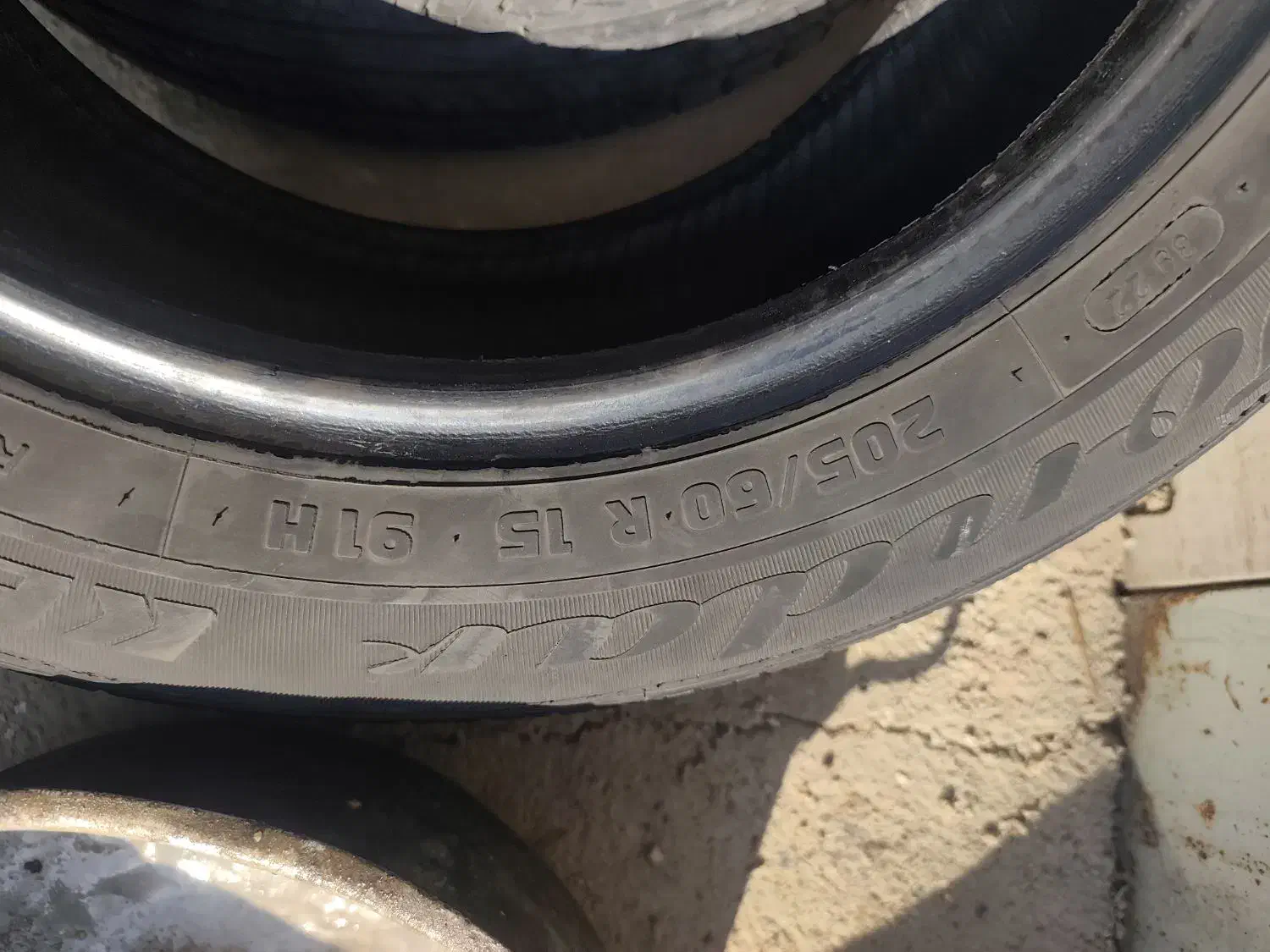 لاستیک ۲۰۵/۶۰/۱۵|قطعات یدکی و لوازم جانبی|شیراز, شهرک صنعتی شیراز|دیوار