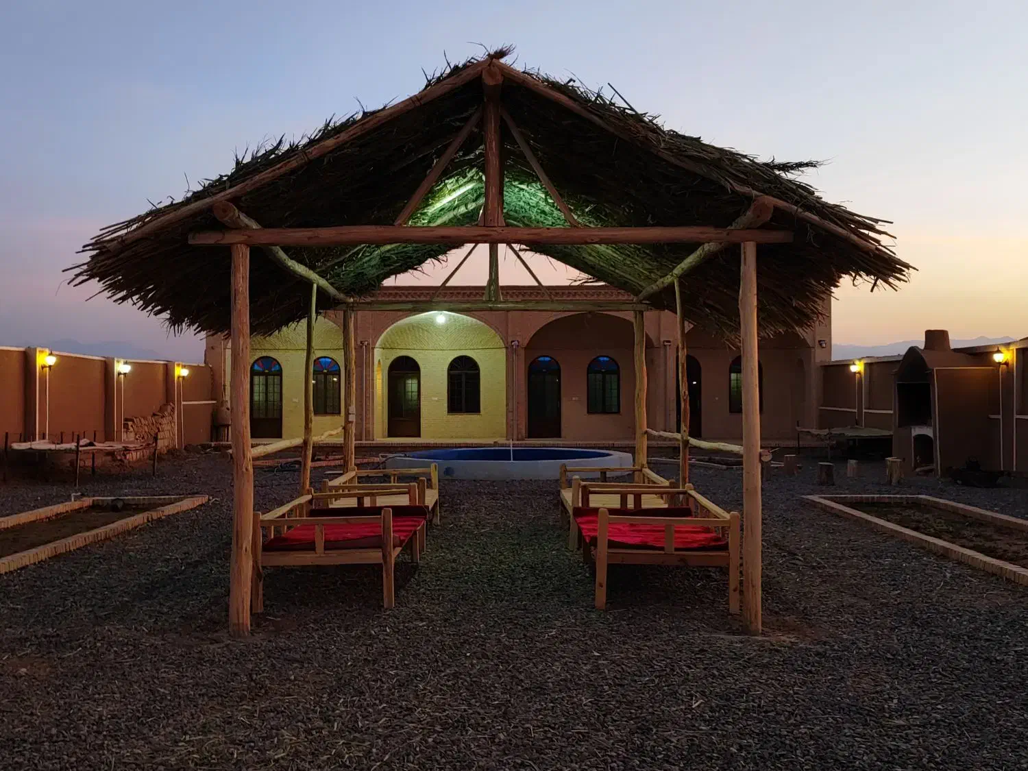 سویت منزل اقامتگاه|اجارهٔ کوتاهمدت آپارتمان و سوئیت|کاشان, باغ ماجد|دیوار