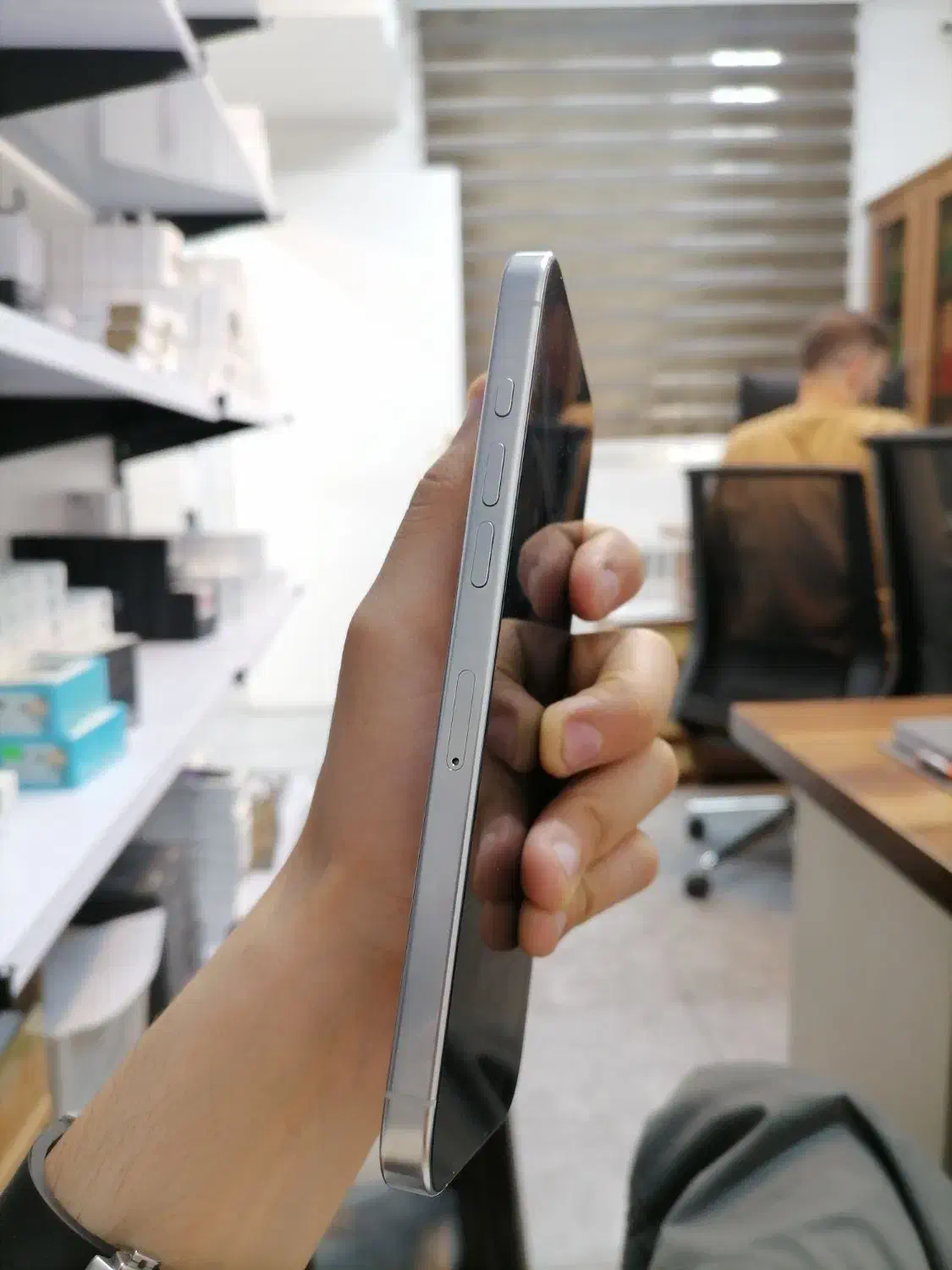 آیفون 16 پرو مکس 512 گیگ شرکتی|موبایل|تهران, شیخ هادی|دیوار