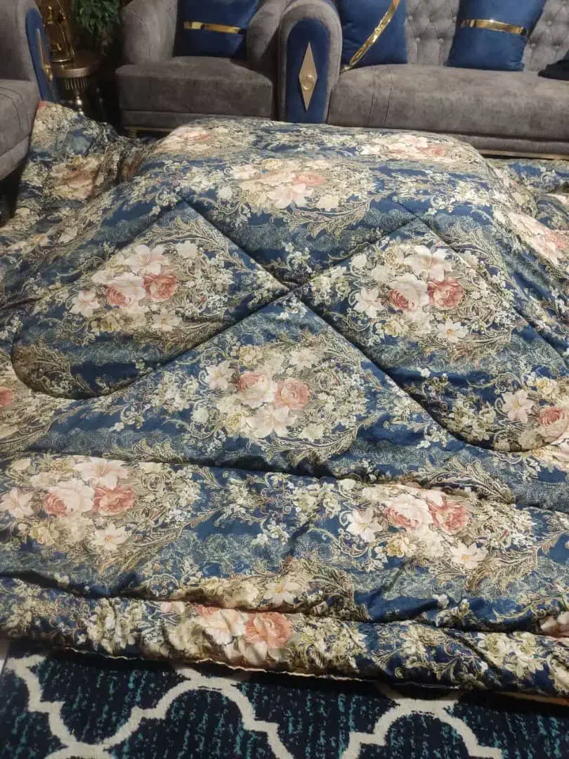 لحاف کرسی ۴ در ۴|رختخواب، بالش، پتو|قرچک, زیبا شهر|دیوار