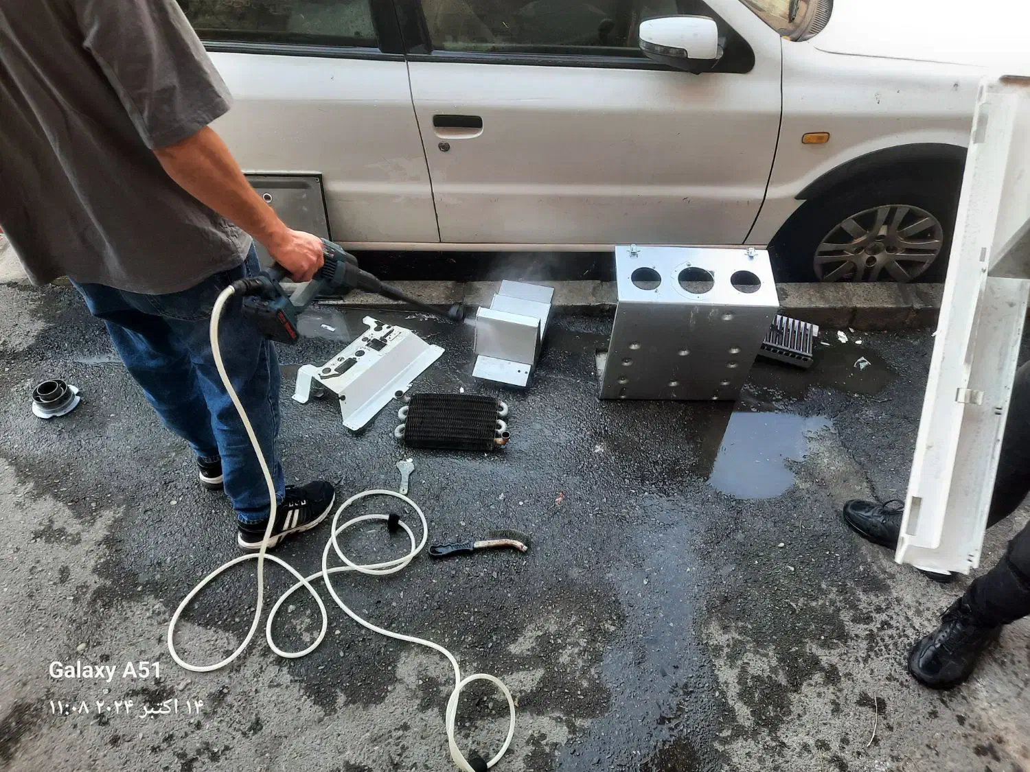 نصب و تعمیر تخصصی انواع پکیج|آبگرمکن، پکیج، شوفاژ|کرج, فاز ۳ گوهردشت|دیوار