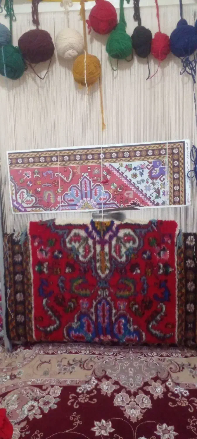 فرش نیمه کاره مهربان|فرش|بستان آباد, |دیوار