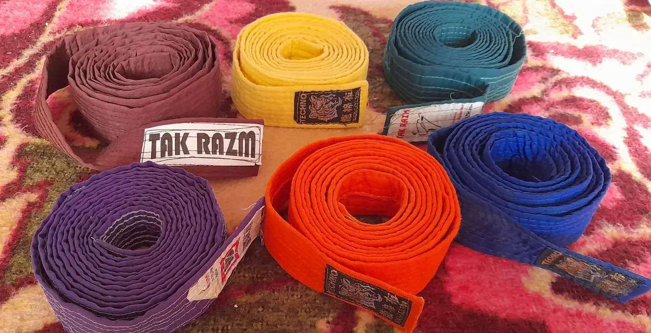 کمربند کاراته|تجهیزات ورزشی|آستارا, |دیوار