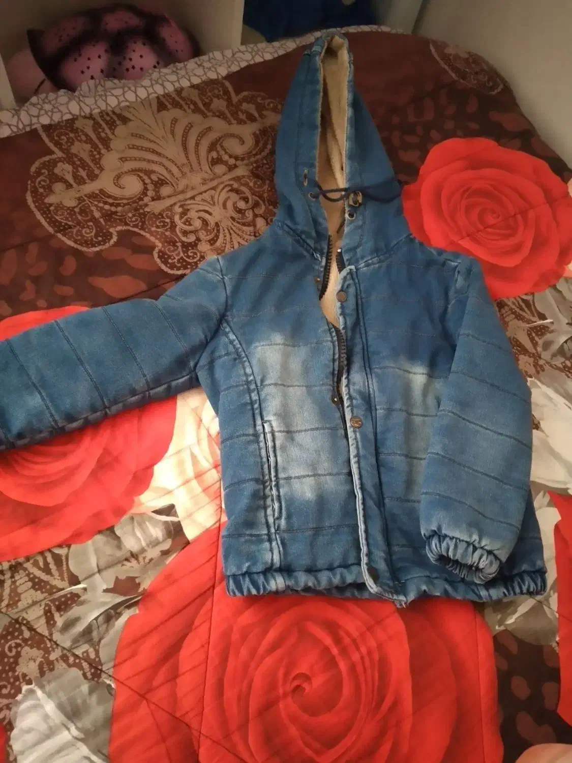 لباس یلدایی دخترانه وتعدادی لباس درحدنو|کفش و لباس بچه|نظرآباد, رسالت|دیوار