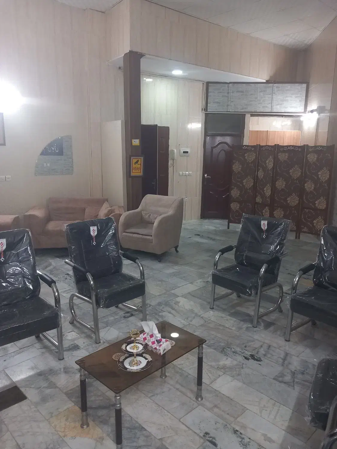 طرقبه،اجاره زیرزمین،معلم|اجارهٔ خانه و ویلا|طرقبه, |دیوار