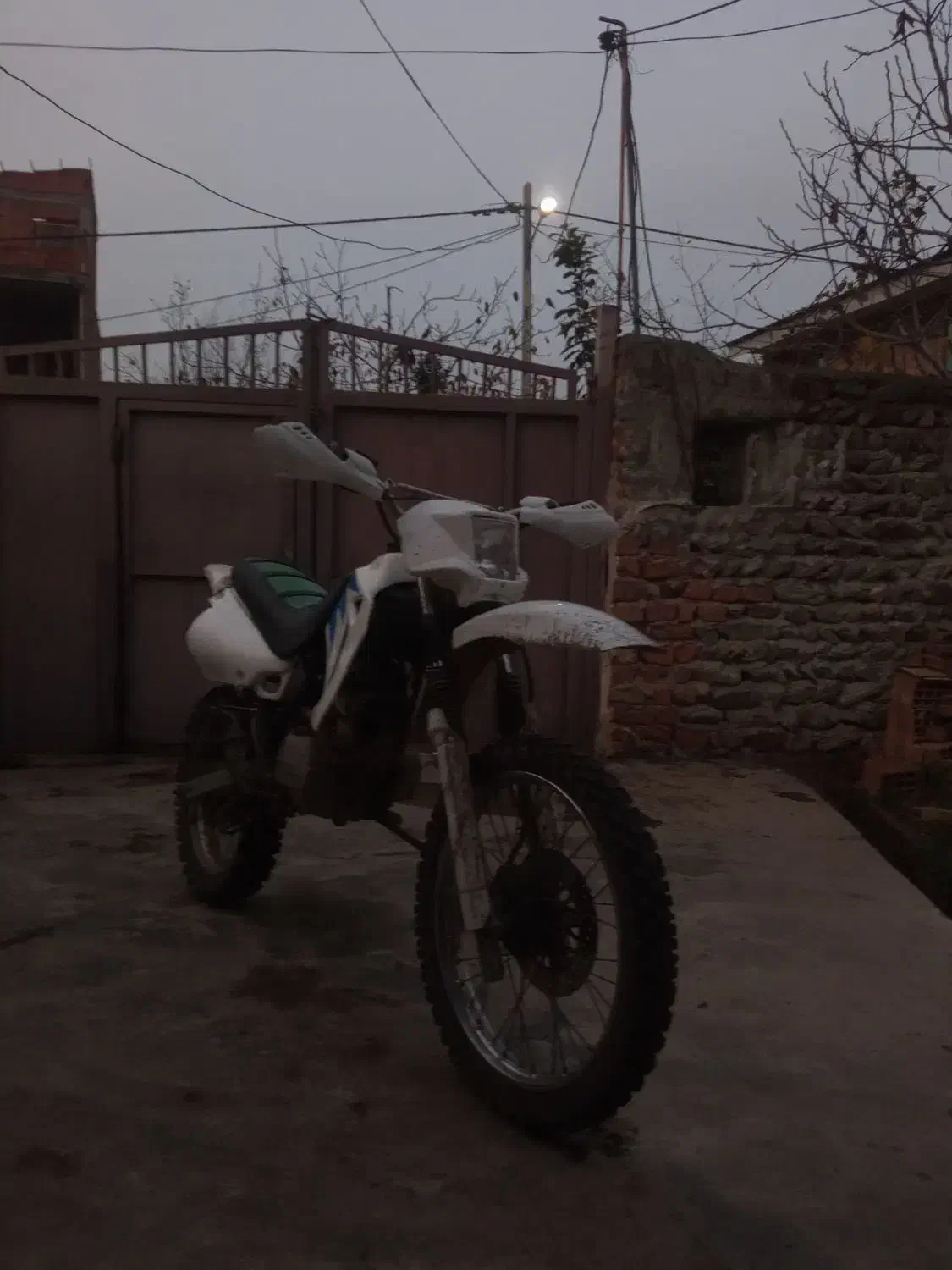 اکسل GV|موتورسیکلت|کردکوی, |دیوار