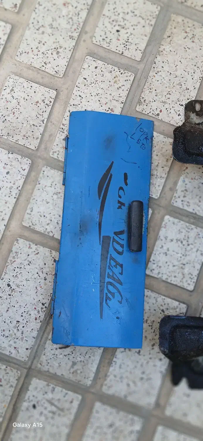 سپر عقب نیسان و  درب داشبورد سینی زیر وگلگیر پژو|قطعات یدکی و لوازم جانبی|کرمانشاه, |دیوار