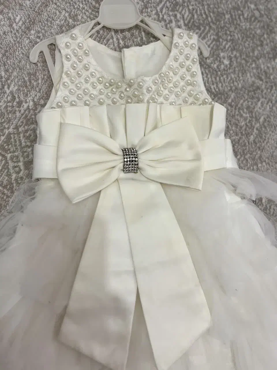 لباس مجلسی|لباس|بم, |دیوار