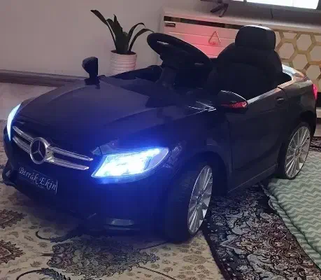 ماشین شارژی بنز سالم|اسباببازی|سلماس, |دیوار