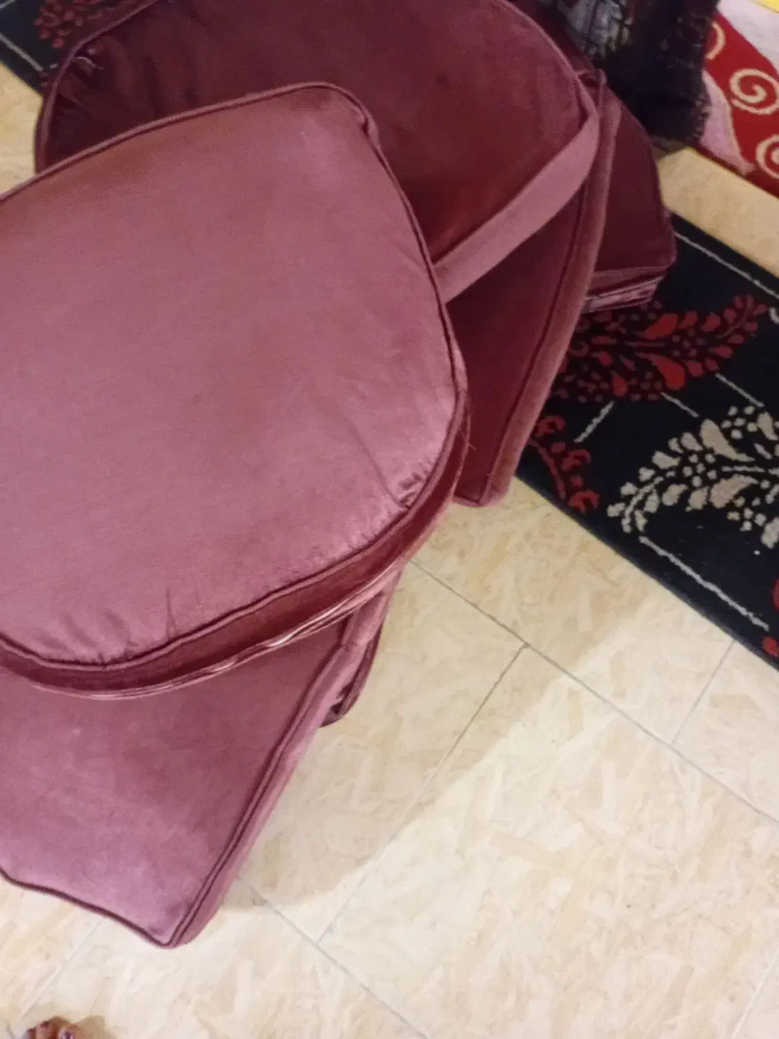 تختک و تشک|مبلمان خانگی و میز عسلی|آمل, |دیوار