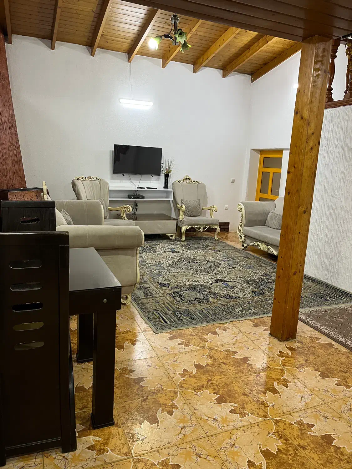 اجاره ویلا ساحلی بابلسر قیمت مناسب از شبی ۸۰۰|اجارهٔ کوتاهمدت ویلا و باغ|بابلسر, |دیوار