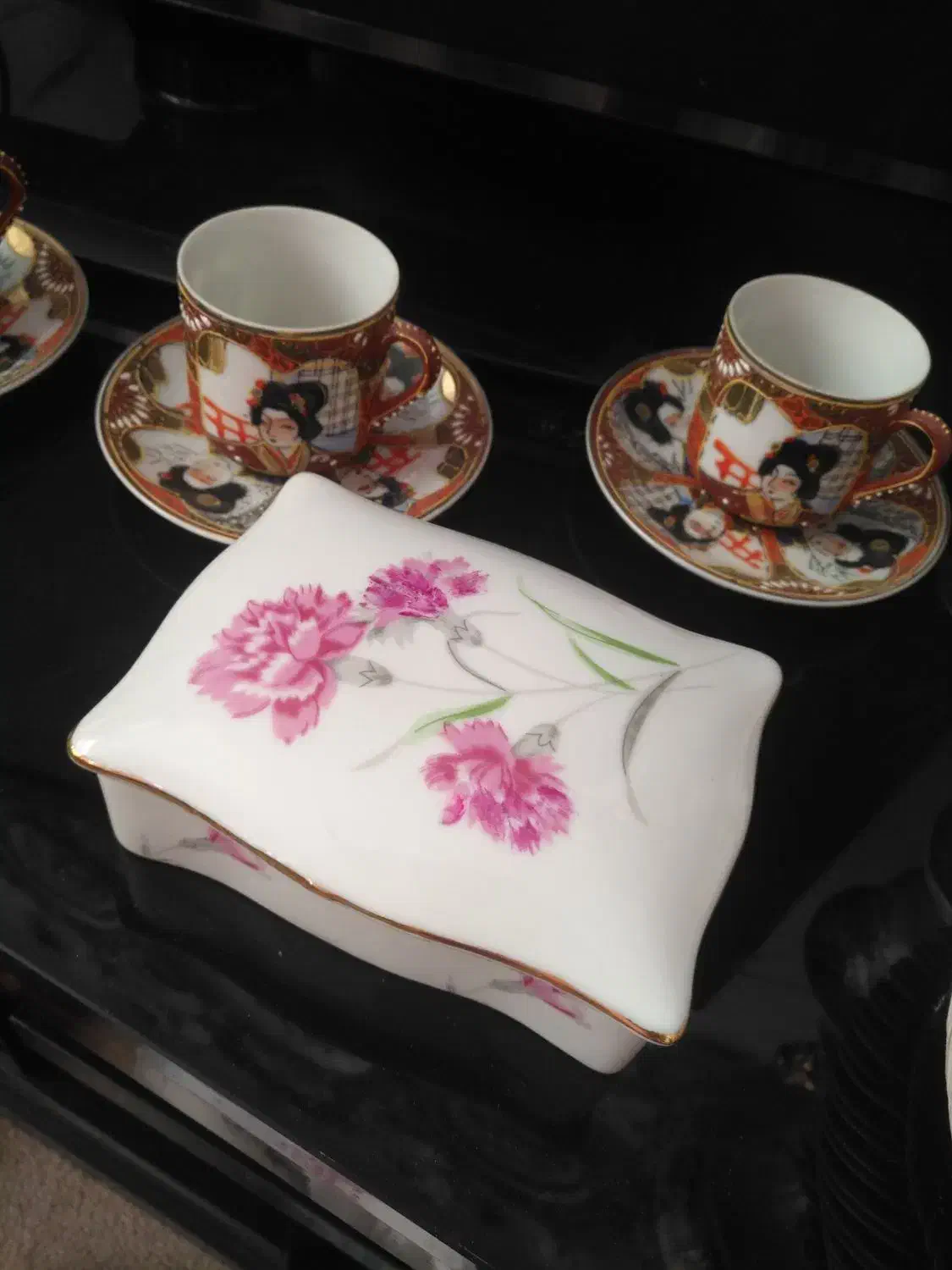 ظروف آنتیک|کلکسیون اشیاء عتیقه|تهران, سلسبیل شمالی|دیوار