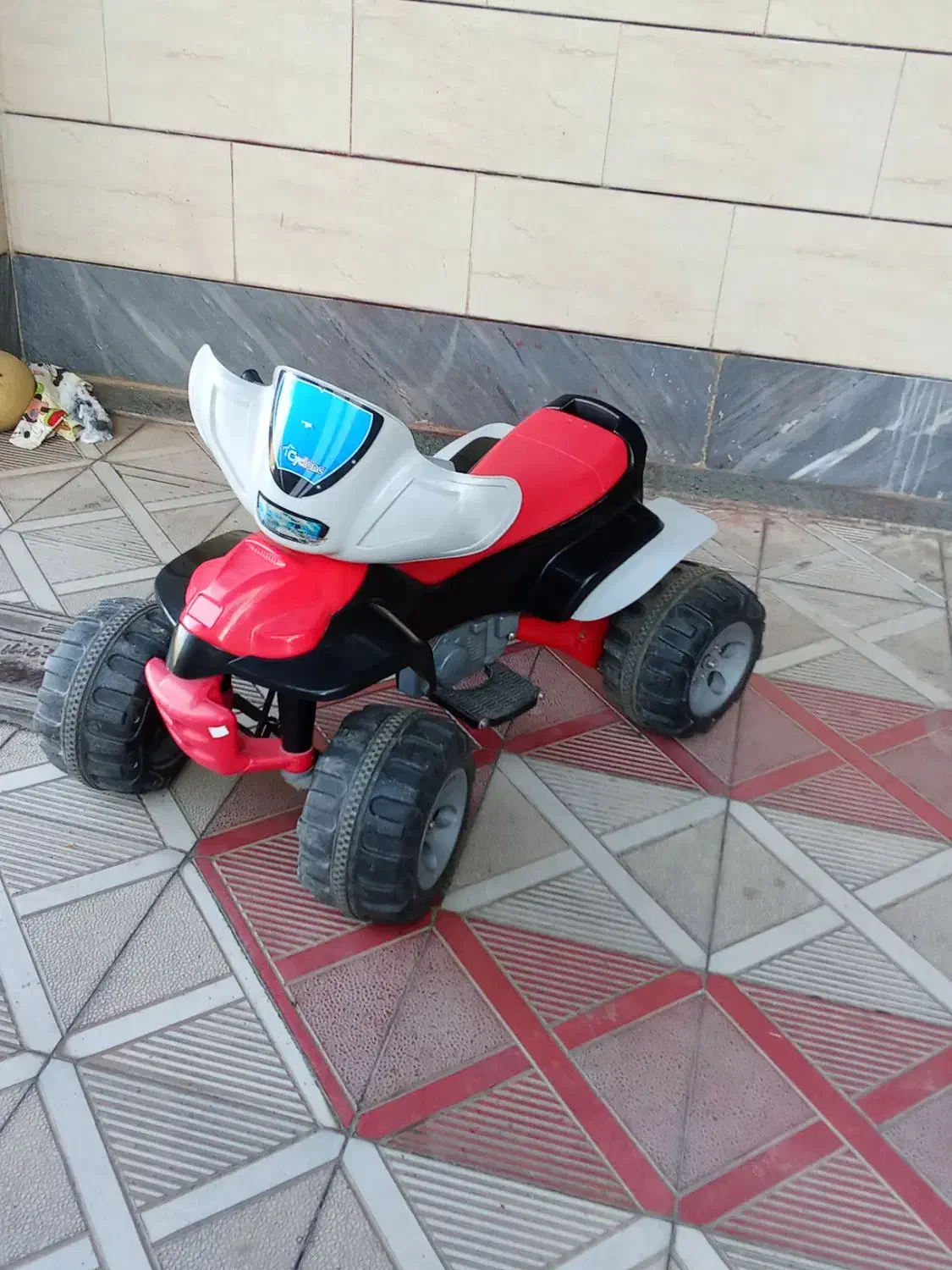 موتور شارژی چهار چرخ|اسباب‌بازی بچه|جلفا, |دیوار