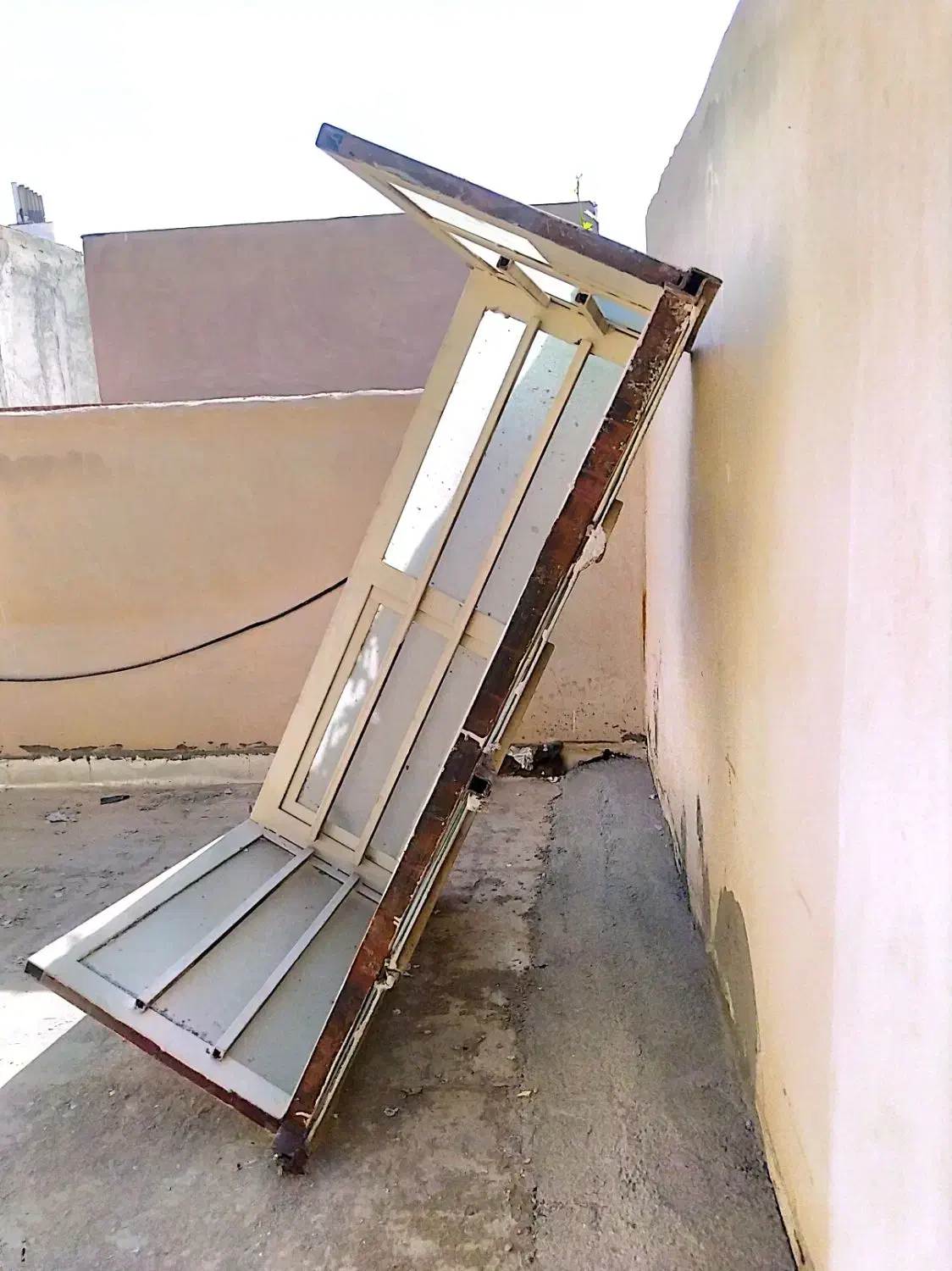 نورگیر|مصالح و تجهیزات ساختمان|نجف‌آباد, ویلاشهر|دیوار