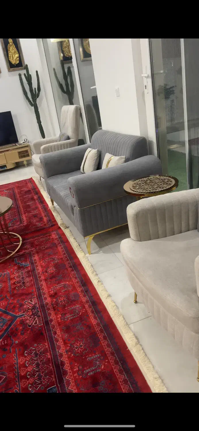 مبل۷نفره با ۳عدد جلومبلی|مبلمان خانگی و میز عسلی|اندیشه, اندیشه فاز ۱|دیوار