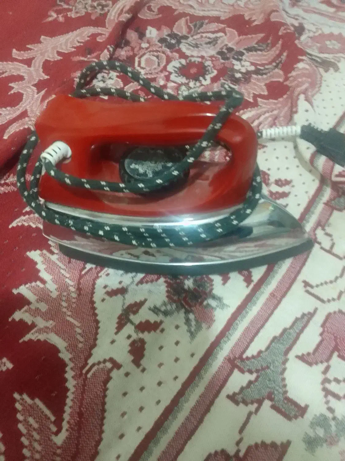 اتو و آب هویج گیری|آبمیوهگیر و آبمرکباتگیر|شیراز, شهرک کوشکک|دیوار