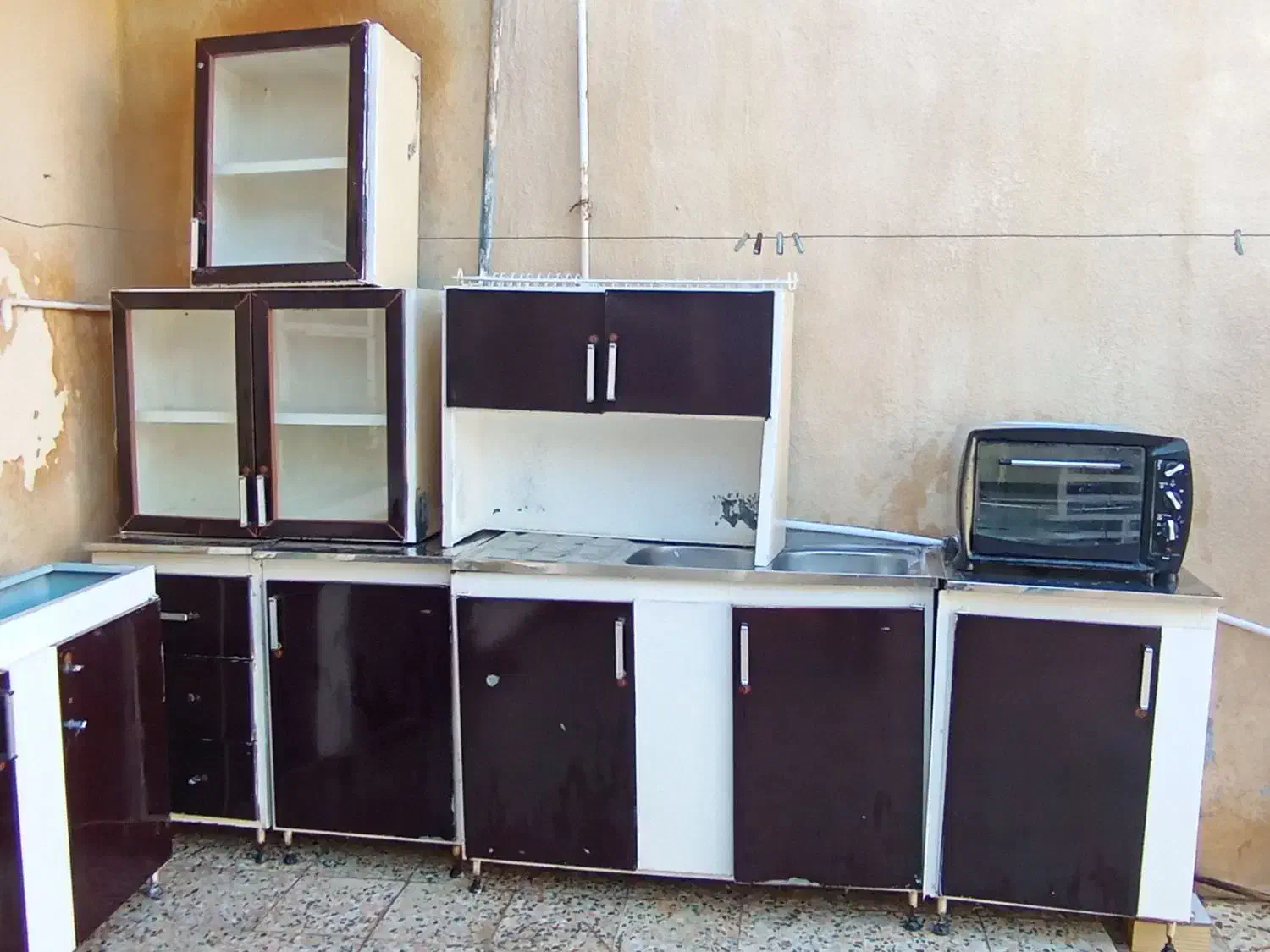 درب و پنجره و کابینت و سینک و هود|آبچکان و نظمدهنده ظروف|مسجد سلیمان, |دیوار