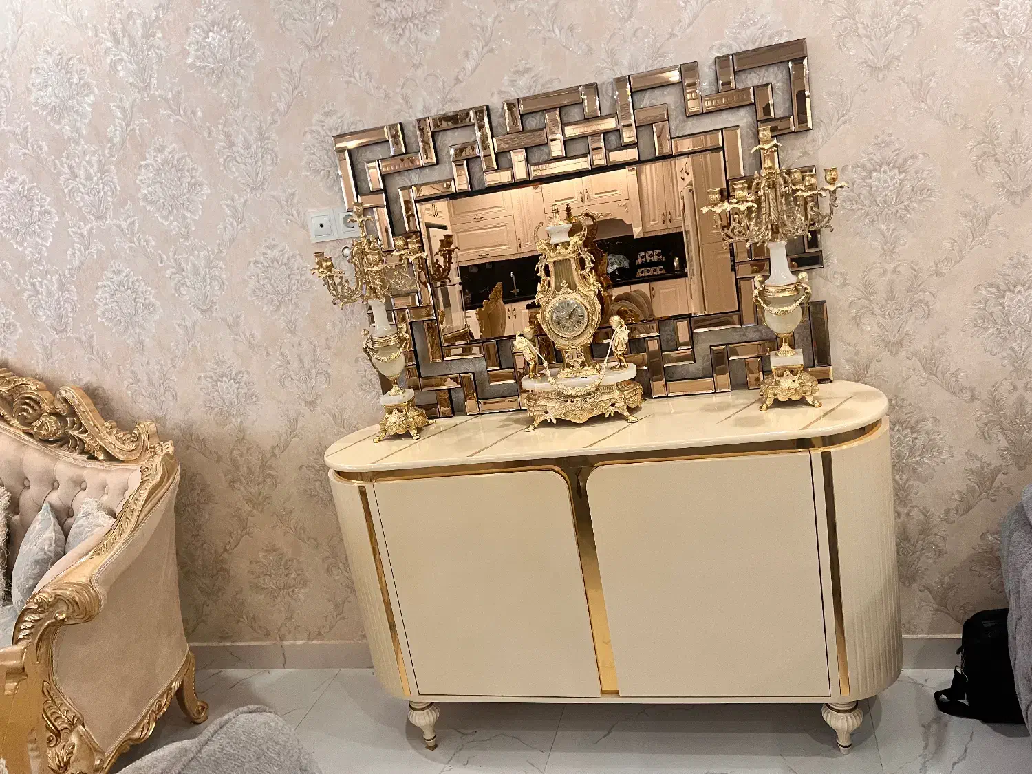 کنسول|بوفه، ویترین، کنسول|رشت, منظریه|دیوار