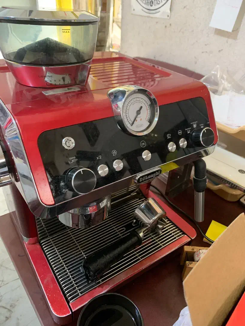 نصب دوربین مداربسته و برق ساختمان و قهوه ساز|دوربین مداربسته|بابل, |دیوار