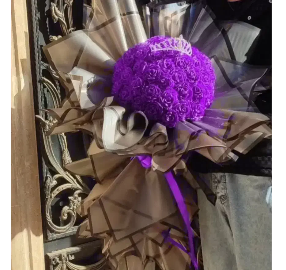 دسته گل و باکس گل خوشکل میخای سفارش بده|گل مصنوعی|رشت, یخسازی|دیوار