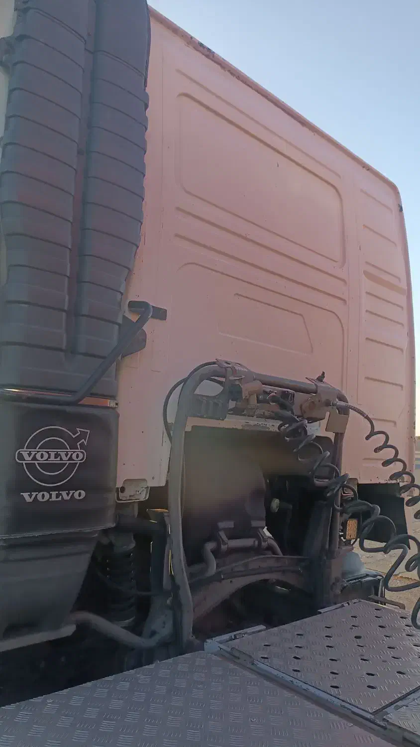 اف اچ 420 مدل 82|خودرو سنگین|الیگودرز, |دیوار