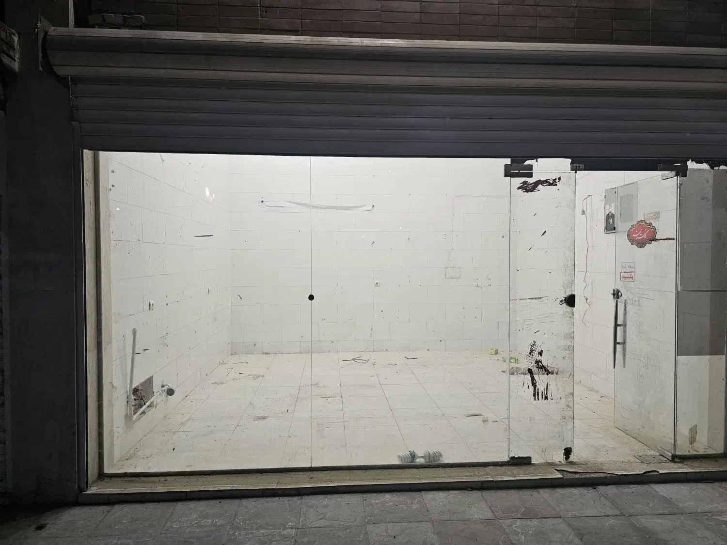 مغازه ۲۴ متری بازارچه ۳۵ هکتاری|اجارهٔ مغازه و غرفه|امیدیه, |دیوار