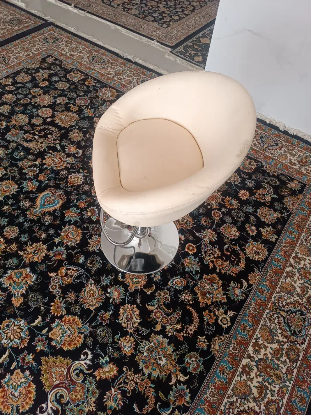 فروش صندلی جک دار|صندلی و نیمکت|کاشمر, |دیوار